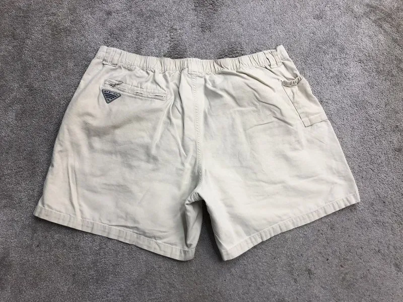 Columbia Shorts Mens XXL Beige Cargo Shorts Lightweight Casual Outdoor Hiking